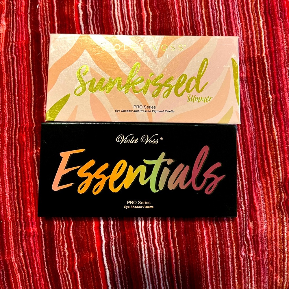 NWOT: (2) Violet Voss Eyeshadow Pallets 💖✨